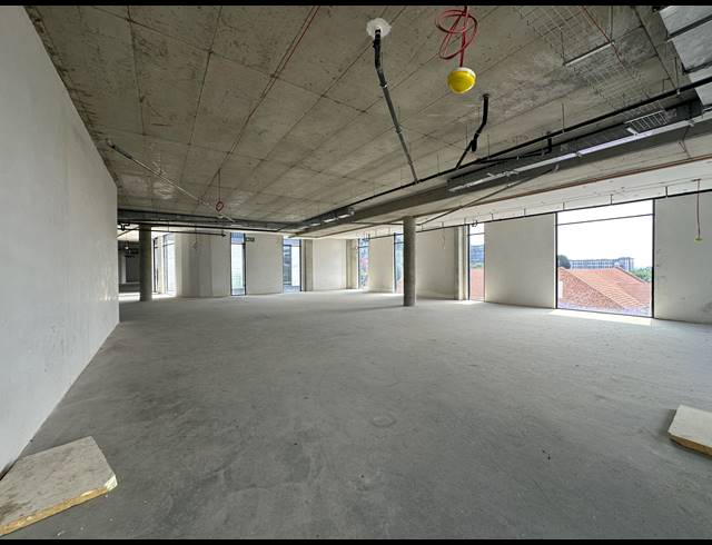 1,601M² OFFICE TO LET IN SANDTON CENTRAL